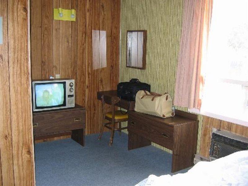 Empress Inn And Suites By The Falls Niagara Falls Esterno foto
