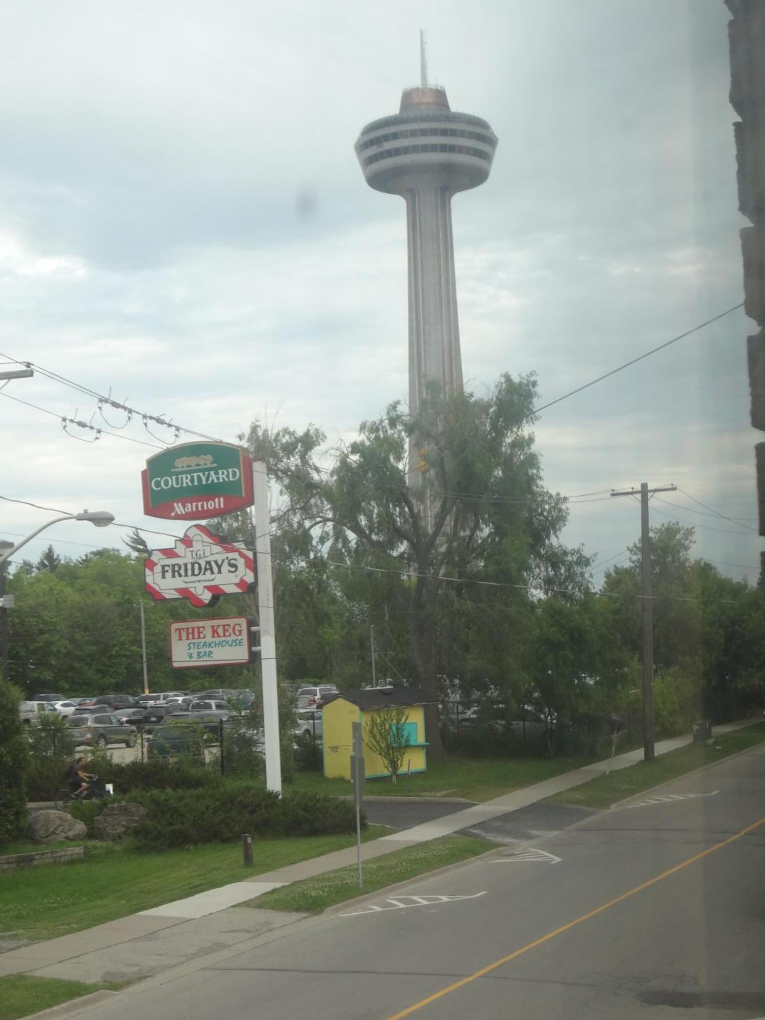Empress Inn And Suites By The Falls Niagara Falls Esterno foto